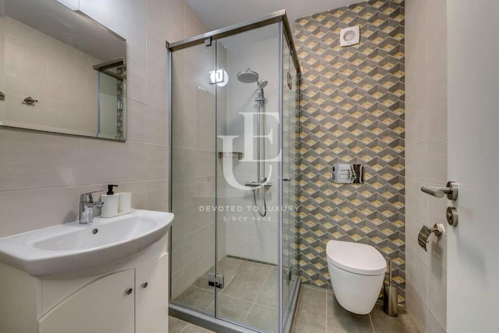 Tokiyo: A Lovely City Center 2 Bedrooms Apartment With Private Parking Sofia Eksteriør billede